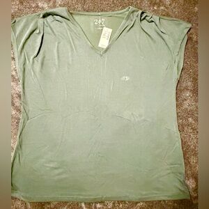 Maurices Women's Sage V-Neck Tee